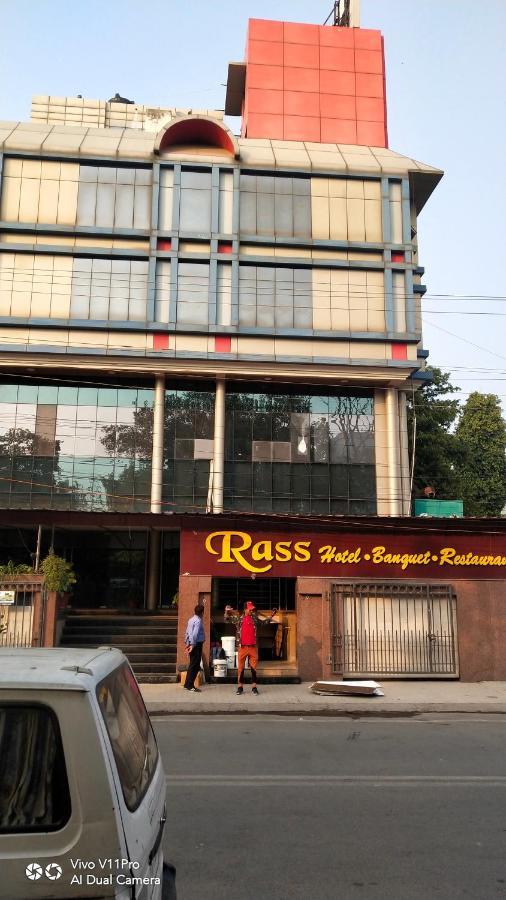 Rass Hotel Kānpur Exterior photo