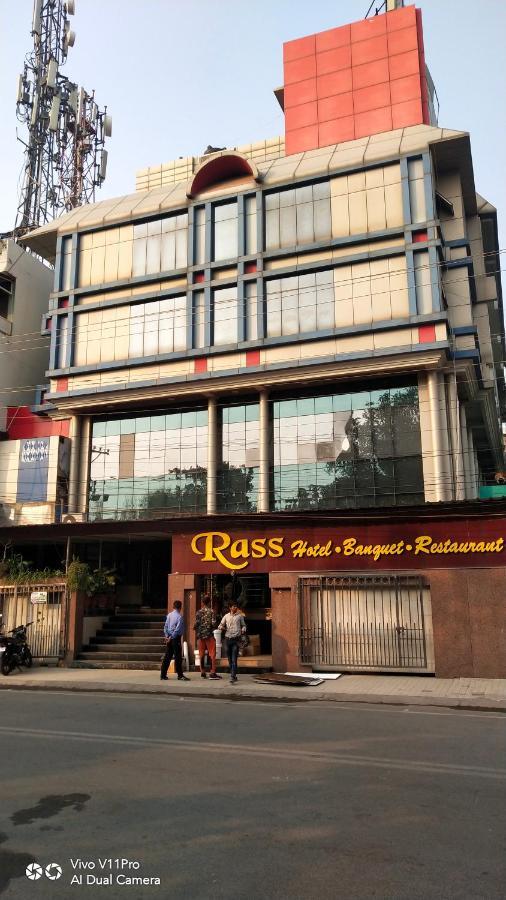 Rass Hotel Kānpur Exterior photo