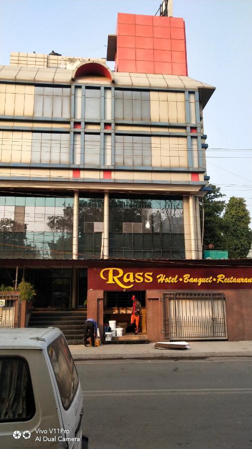 Rass Hotel Kānpur Exterior photo